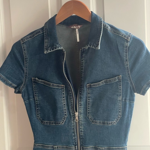 NEW Free People CRVY Lennox Shortsuit Stretch Denim Jumpsuit Playsuit Shorts 2 - Picture 5 of 10
